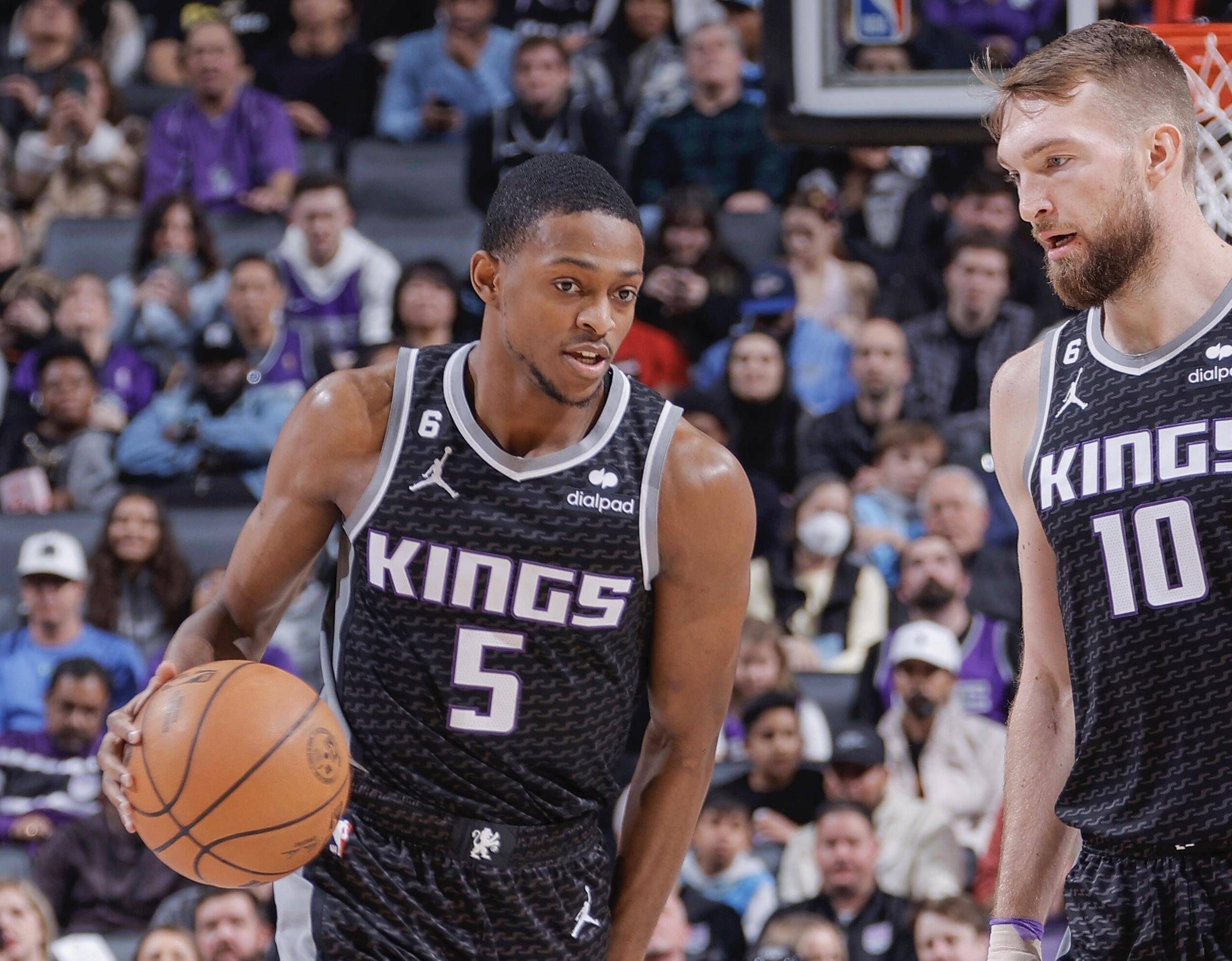 转会期体能课后；萨克拉门托国王强势反弹备战欧超杯；媒体盛赞；数据趋势出现新变化的简单介绍-英雄联盟台服官网