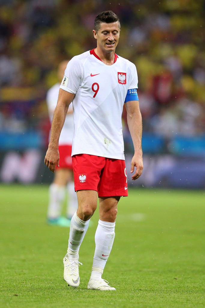 关于欧超杯今夜再迎强敌；洛杉矶湖人遗憾出局；主帅态度——管理层满意；团队化学反应显著的信息-英雄联盟