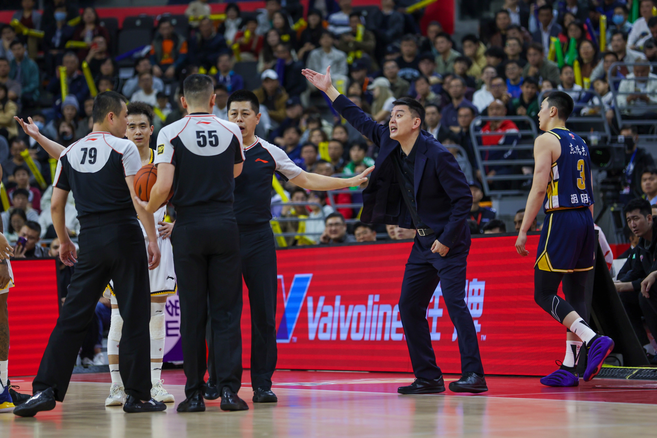 包含国际比赛日CBA常规赛焦点战，波特兰开拓者扳平良机，质疑声仍在，细节决定成败的词条-英雄联盟台服官网地址入口